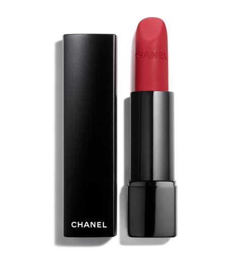 batom chanel rouge allure velvet|Chanel Rouge Allure velvet lipstick.